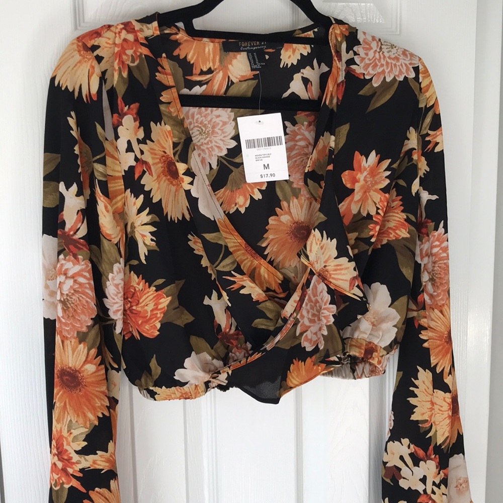 NWT Forever 21 Cropped floral blouse